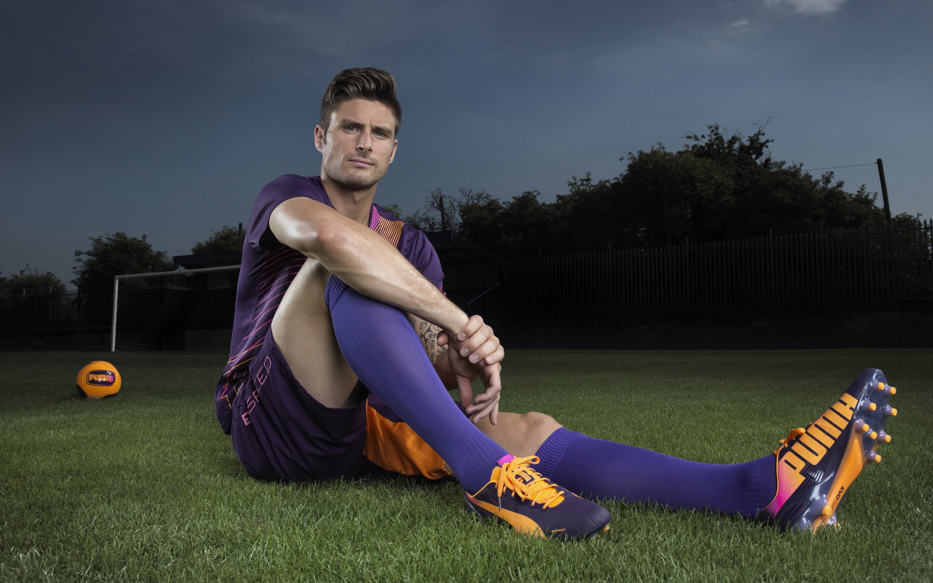 凯琳·科贝特逆境中展现坚韧精神，凯特琳贝内迪克特